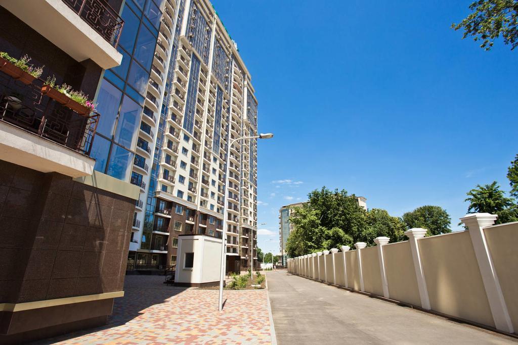 Sunrise Gaze Apartment Odesa Exterior foto